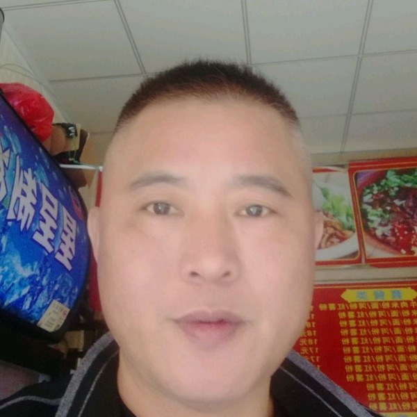 平湖停止独寂的照片