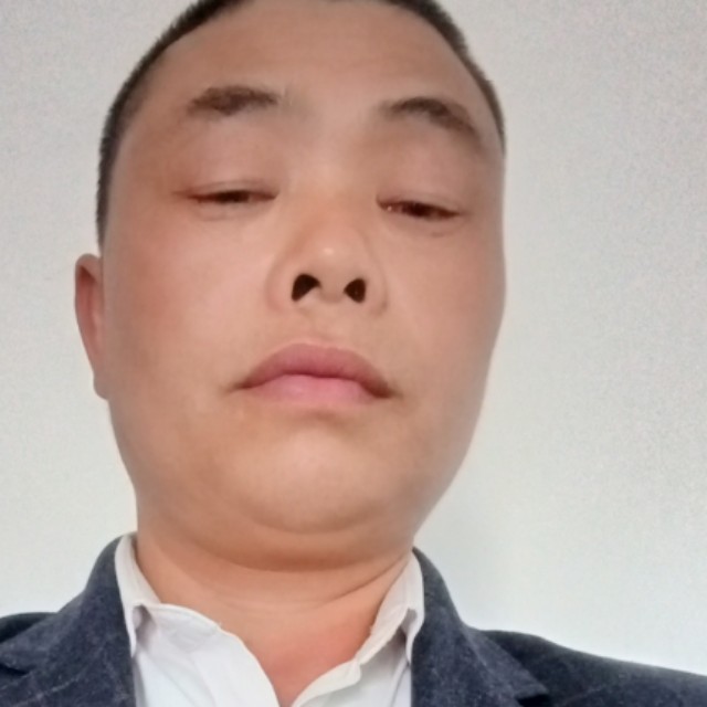 虚幻迎南鸢的照片