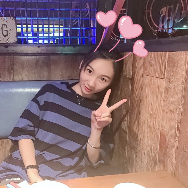 丑丑阿的照片