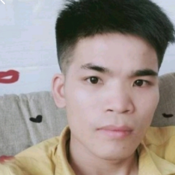 青花单薄的照片