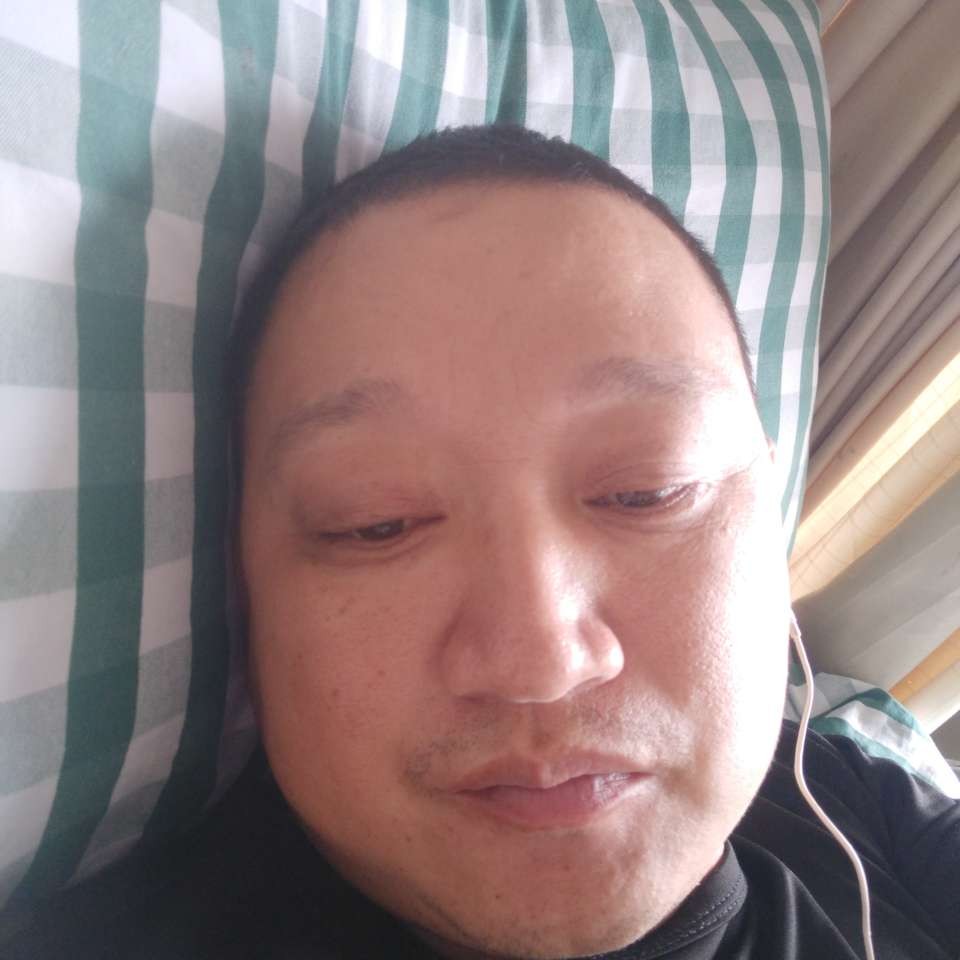 红玫瑰那潇洒的照片