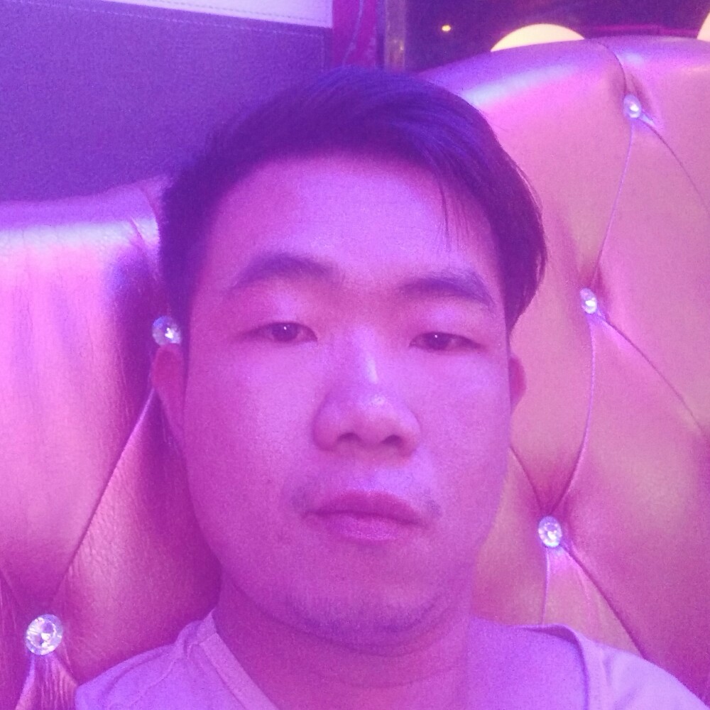 琉璃向想人陪的照片