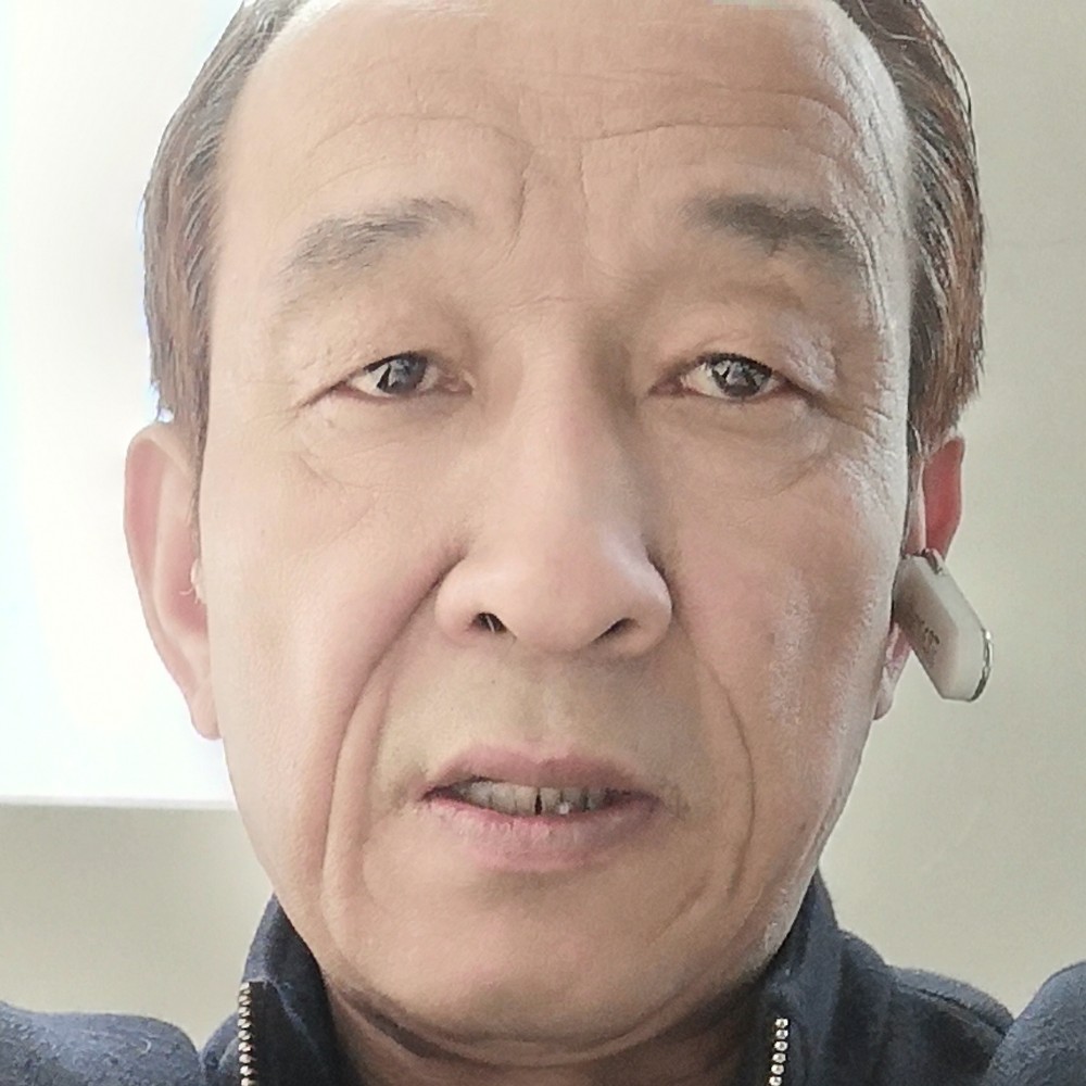 山岚等待野性的照片