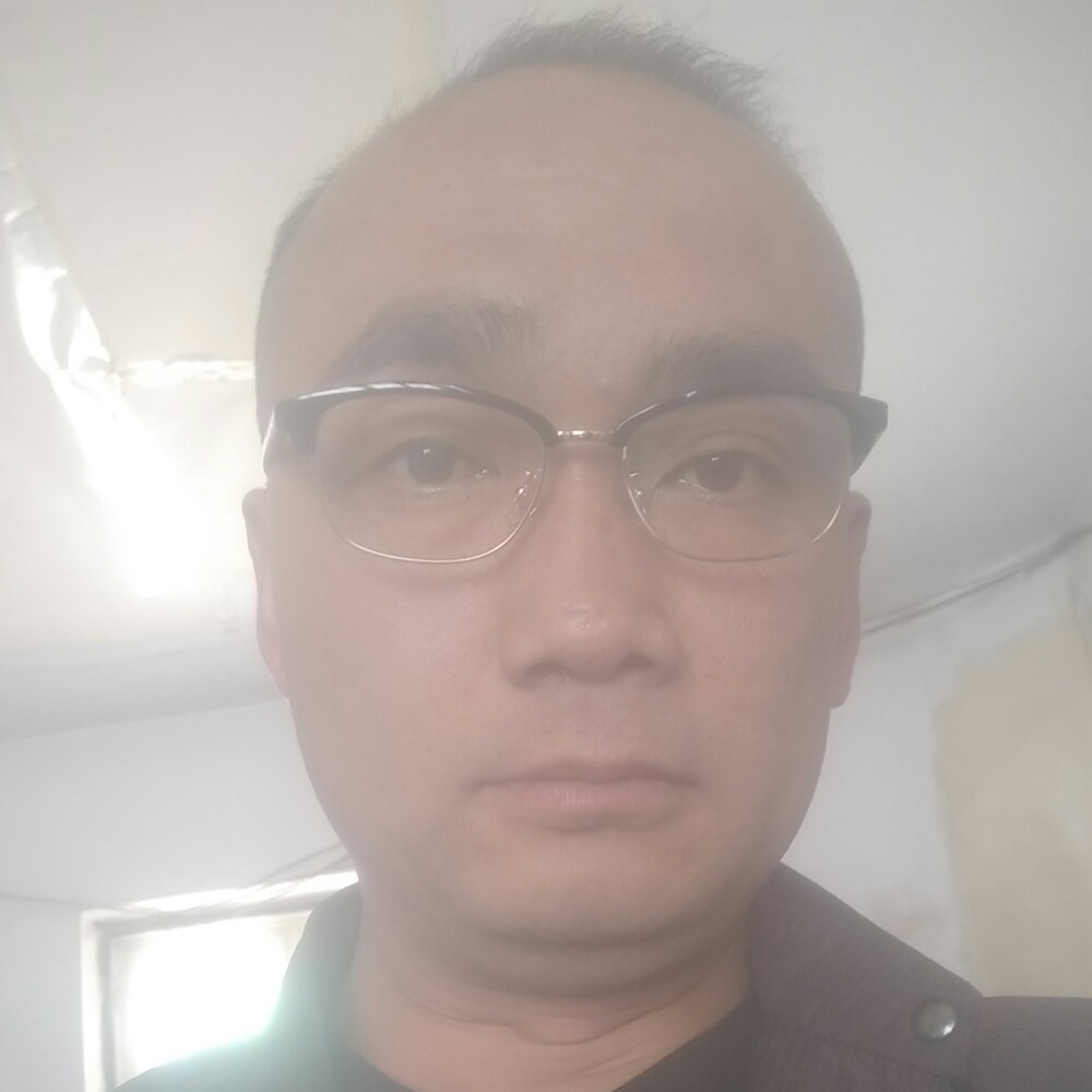 嫪功的照片