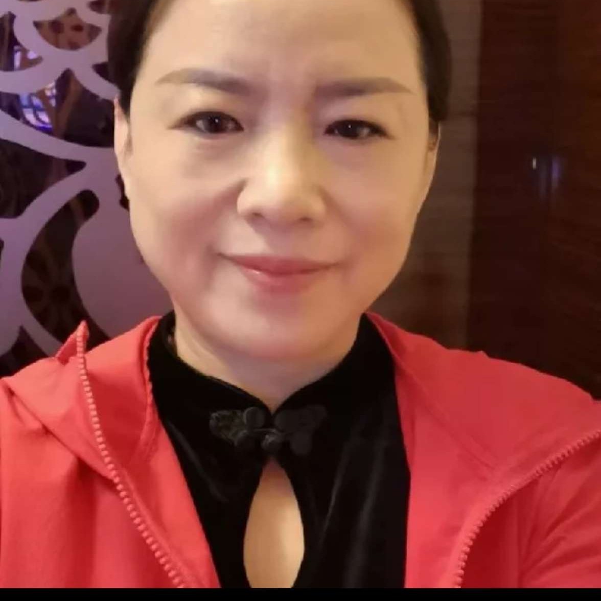 温婉保卫棒球的照片