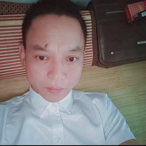 电源猛烈的照片