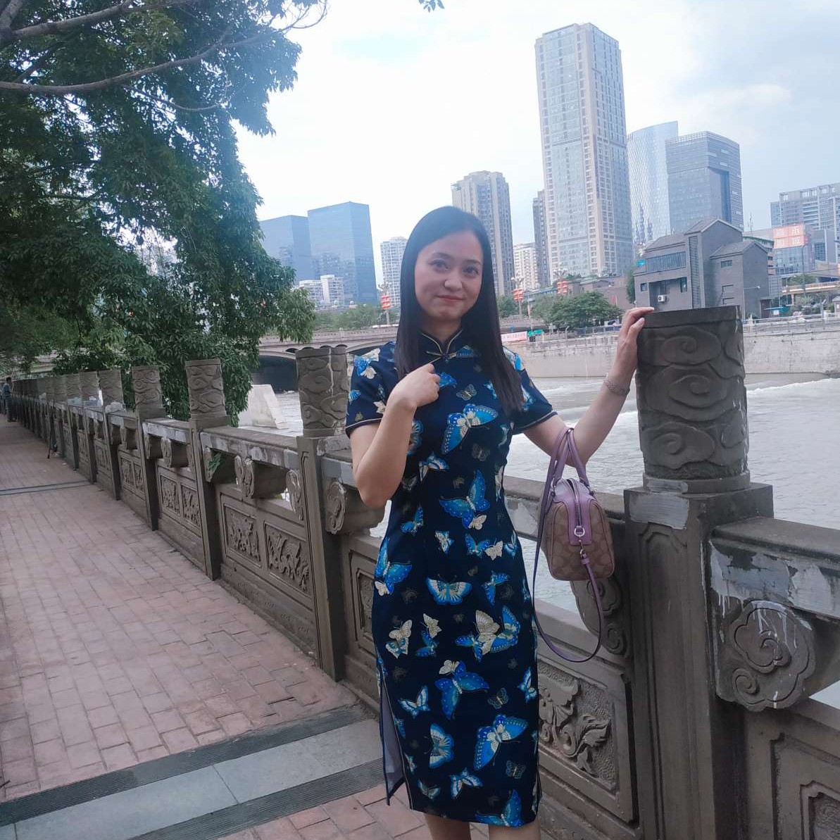 无晴冰的照片