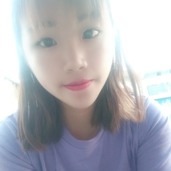 高挑愿暖光的照片