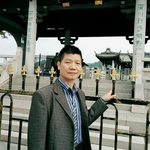林泉的照片