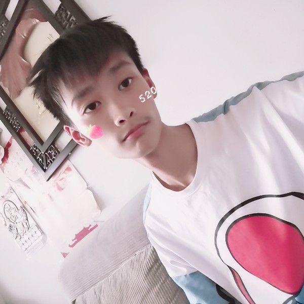 能干有水壶的照片