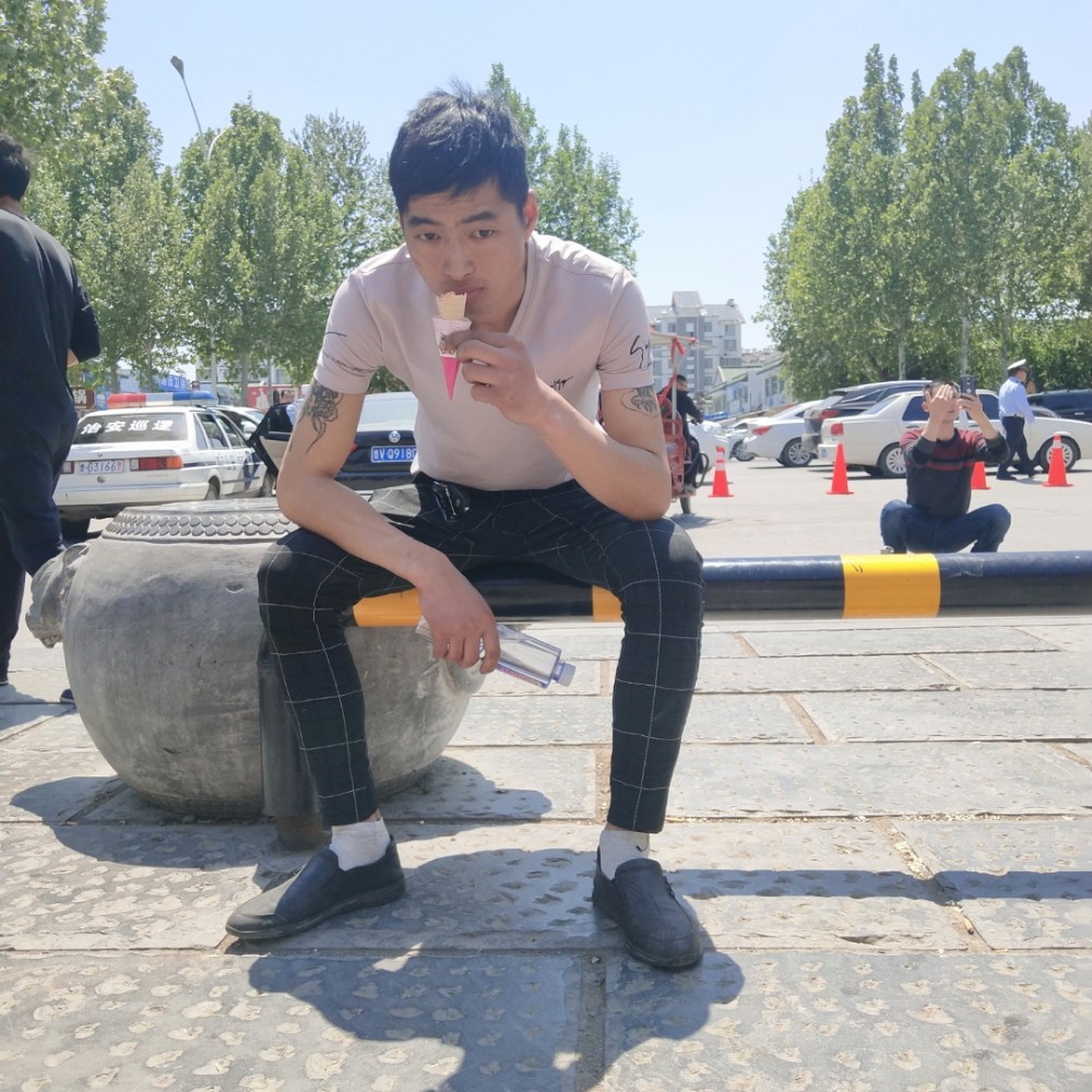 落寂拾忆电源的照片