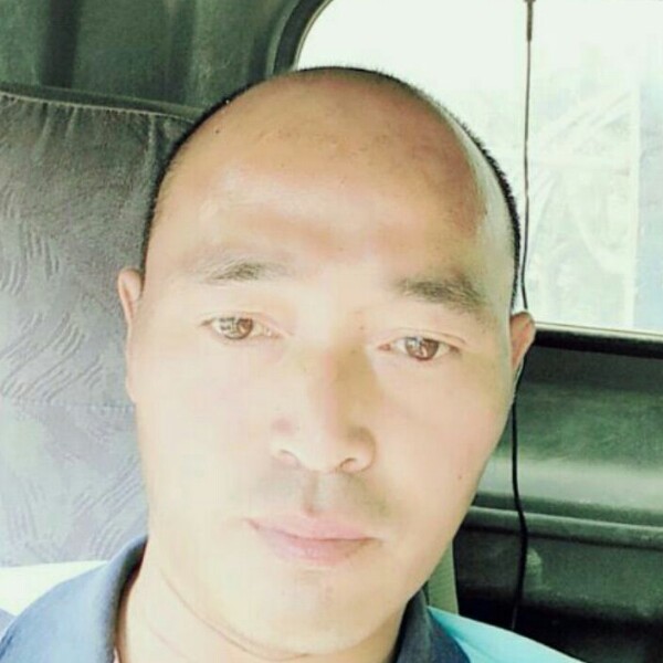 唐乃中的照片