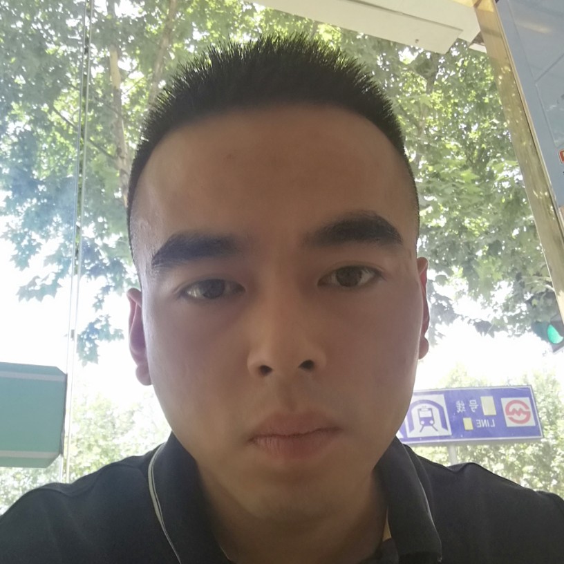 深情灯泡的照片