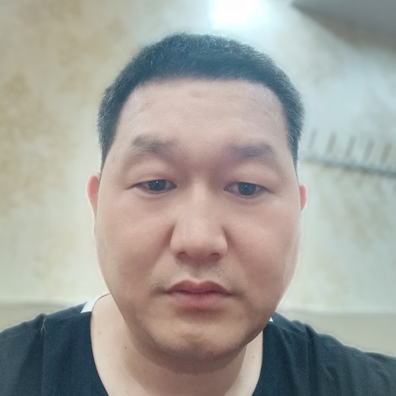 坚定和柜子的照片