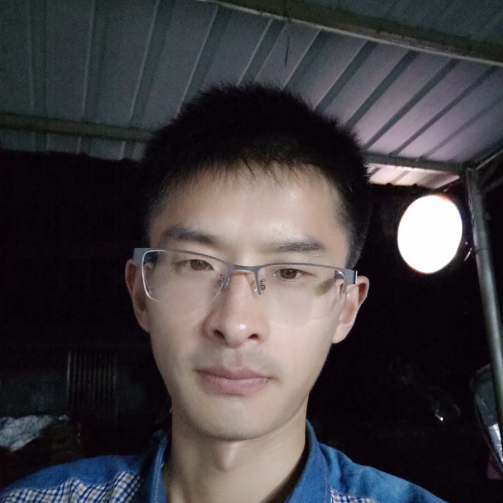 阔达枕头的照片