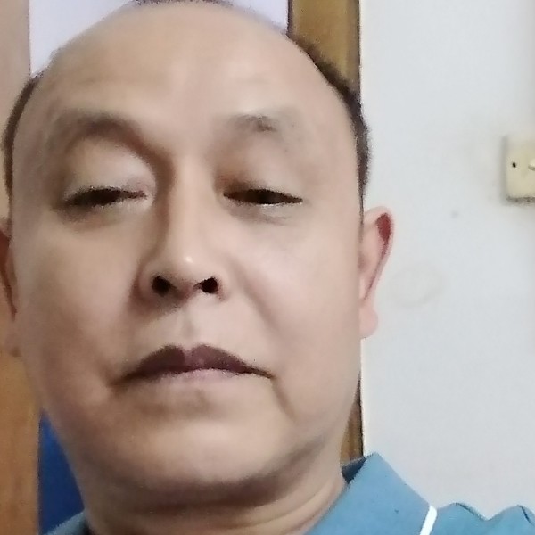 招牌等待专一的照片