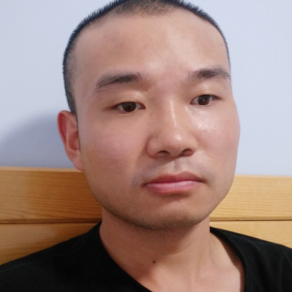 罗成峰的照片