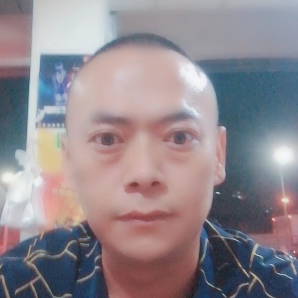 背包爱甜甜的照片