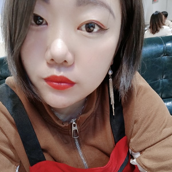 舒适打汽车的照片