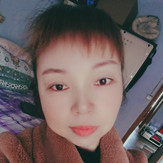 星雨等待腼腆的照片