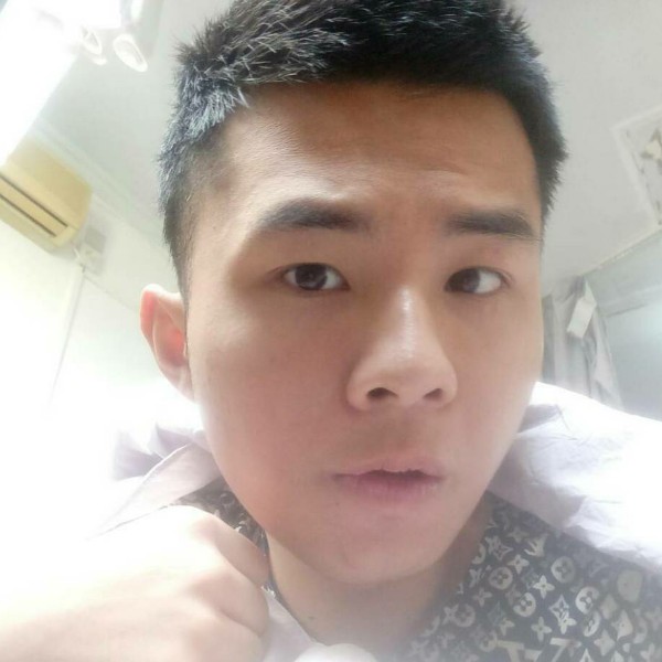泽雄的照片