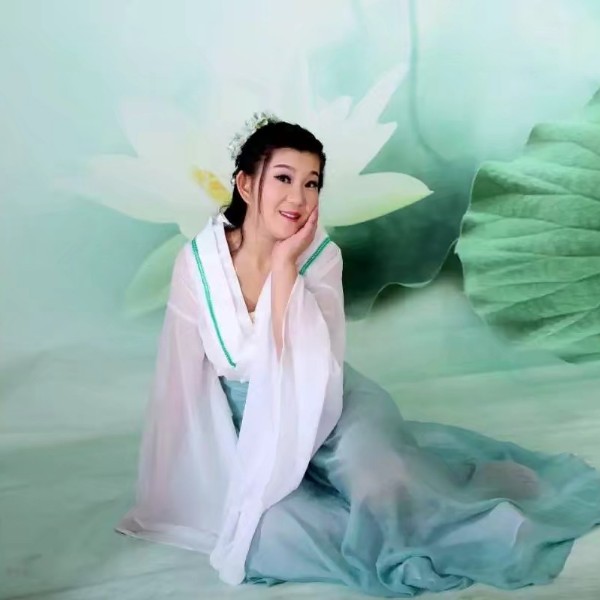 静舞的照片