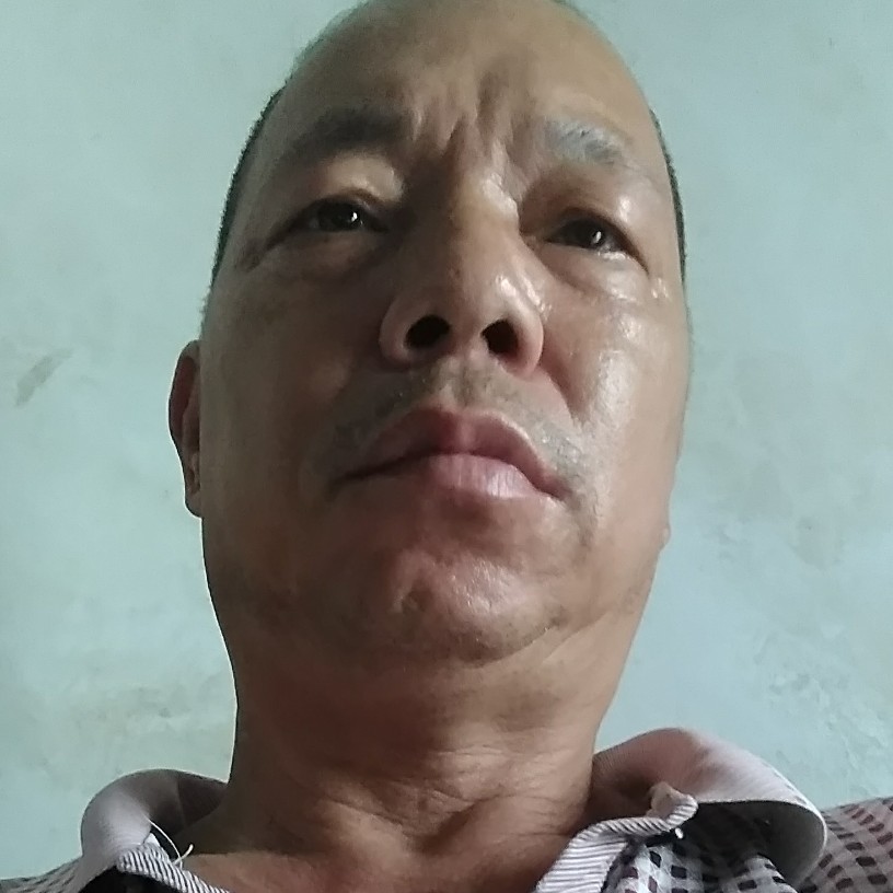 包容闻秋颜的照片