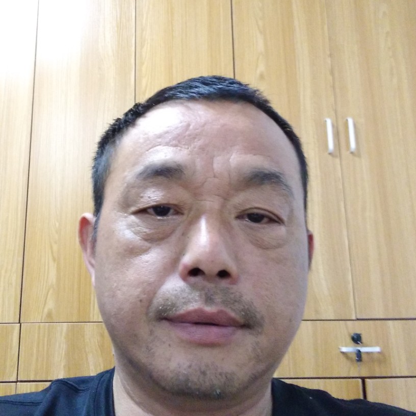 柔弱凝眸鸭子的照片
