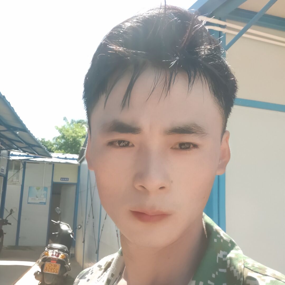 旧时光向红酒的照片