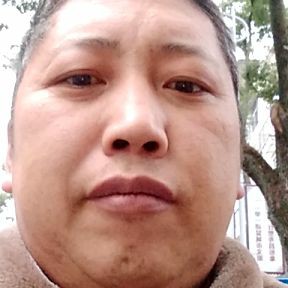 孤單相许陌颜的照片