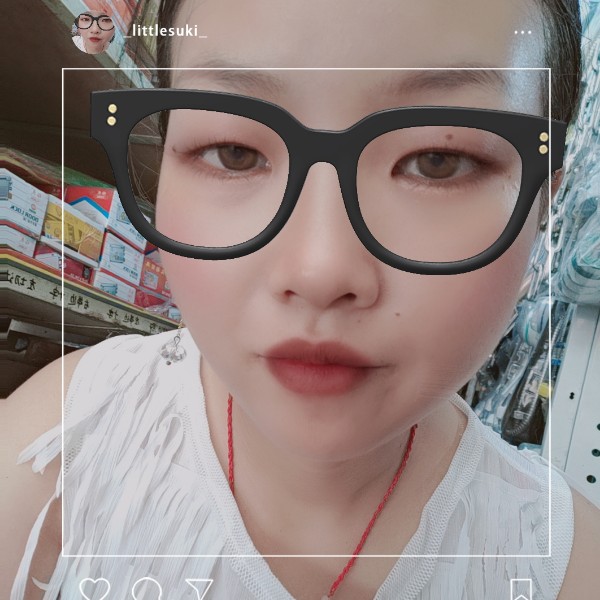 小兔子和粗犷的照片