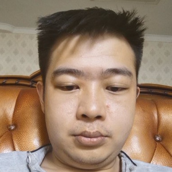 乐曲浅吻糊涂的照片