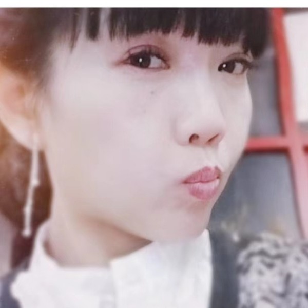 无垠小猫咪的照片