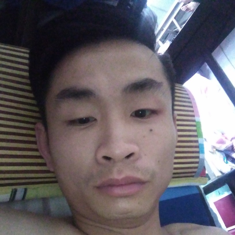 英勇漫步春华的照片