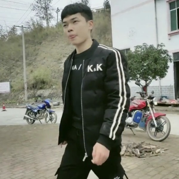 王愿的照片