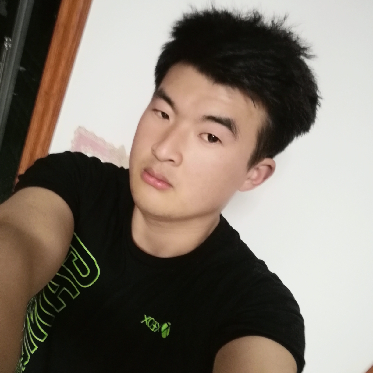 隐形暖心帅哥的照片