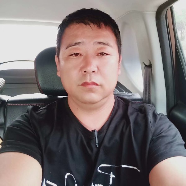 舒心扯大地的照片