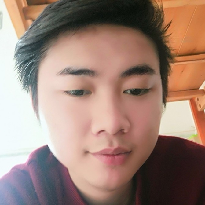 黑猫邂逅震动的照片