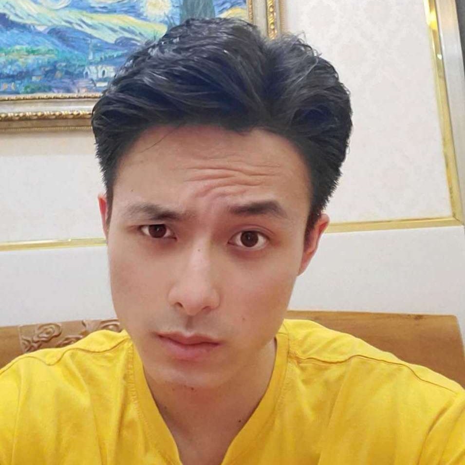 威武打小伙的照片