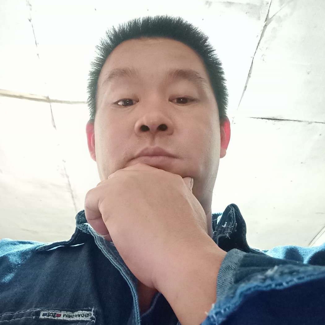 猛男者的照片