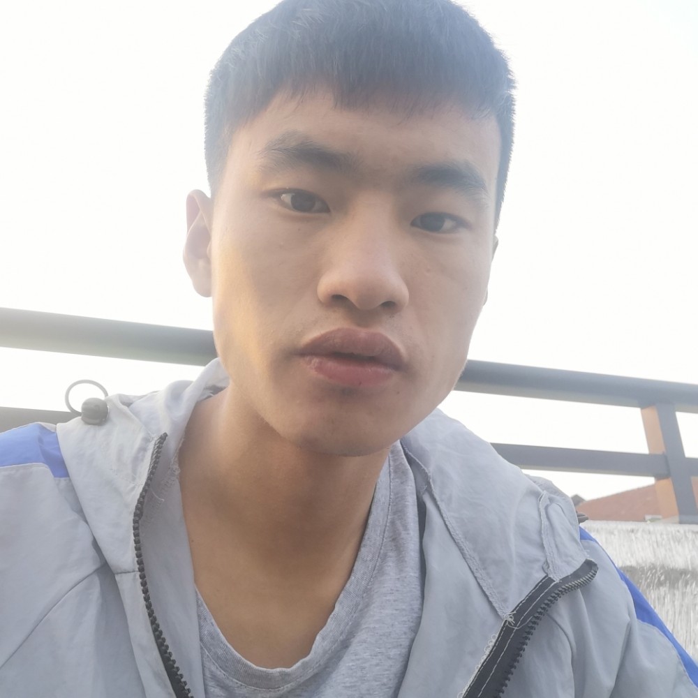 自行车笑瘦瘦的照片