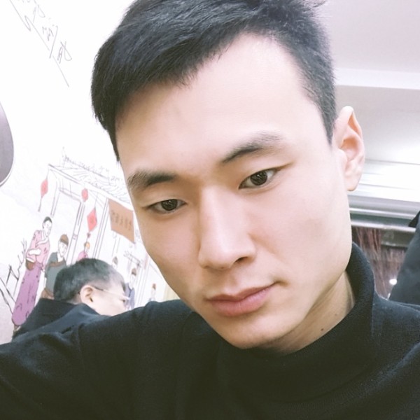诚心的手套的照片