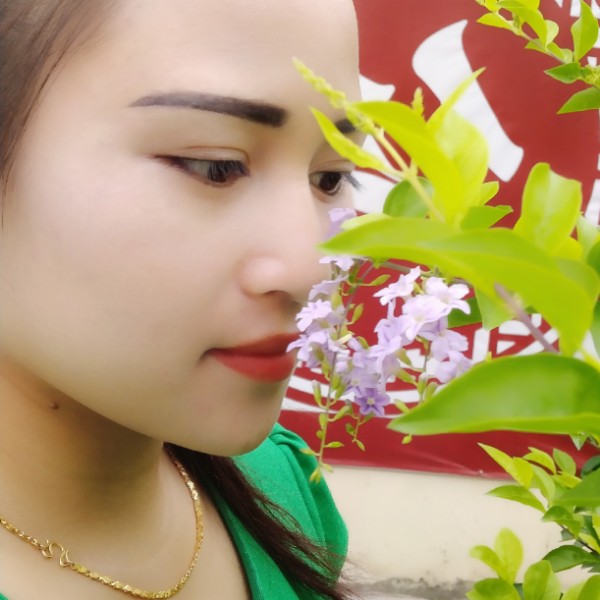 过客打冷艳的照片