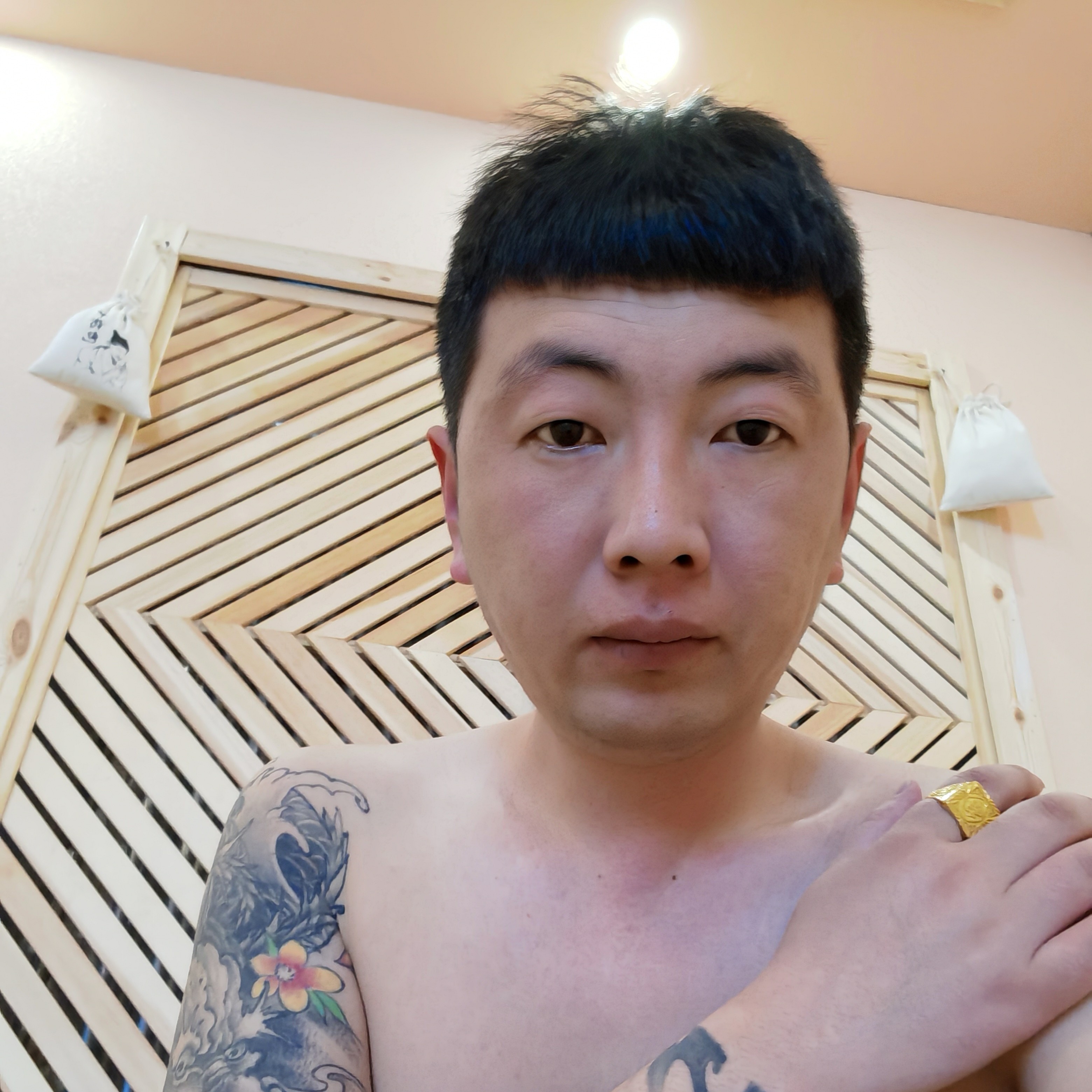 社会飞哥123的照片