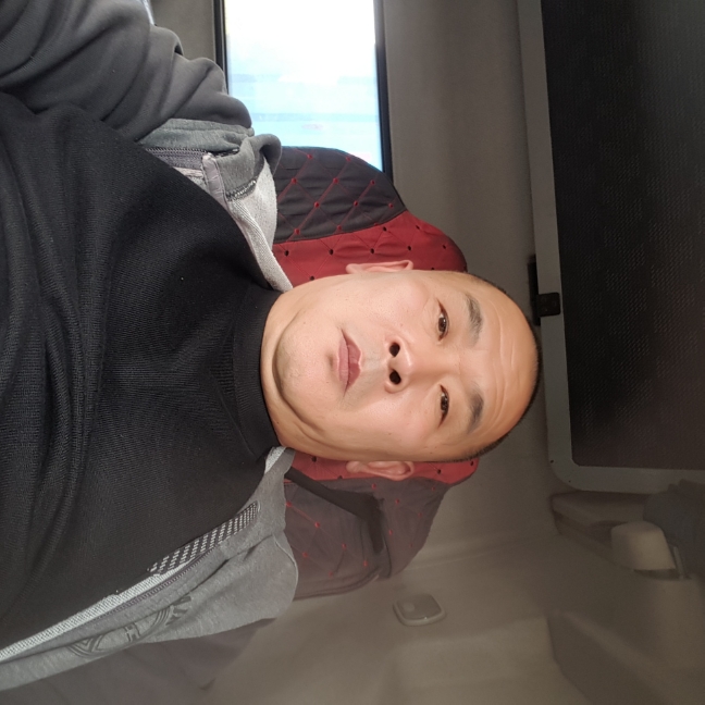 无辜扯金毛的照片