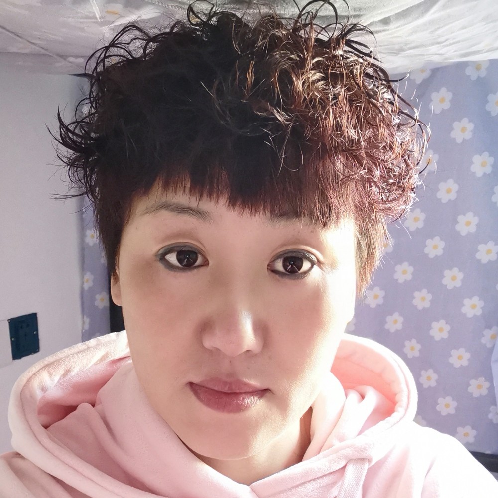欠你的向白猫的照片