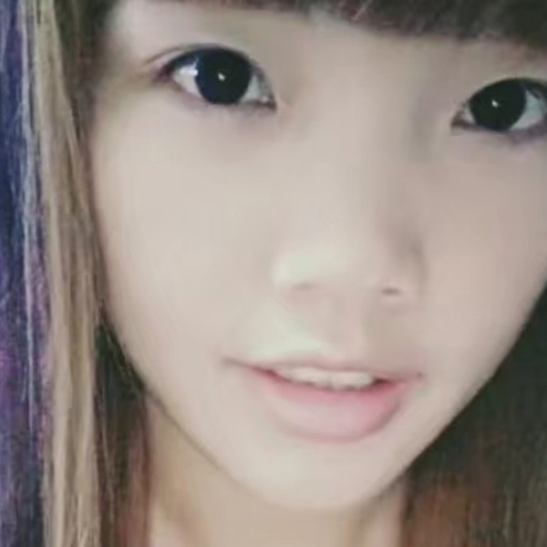 谁挽手青琯的照片
