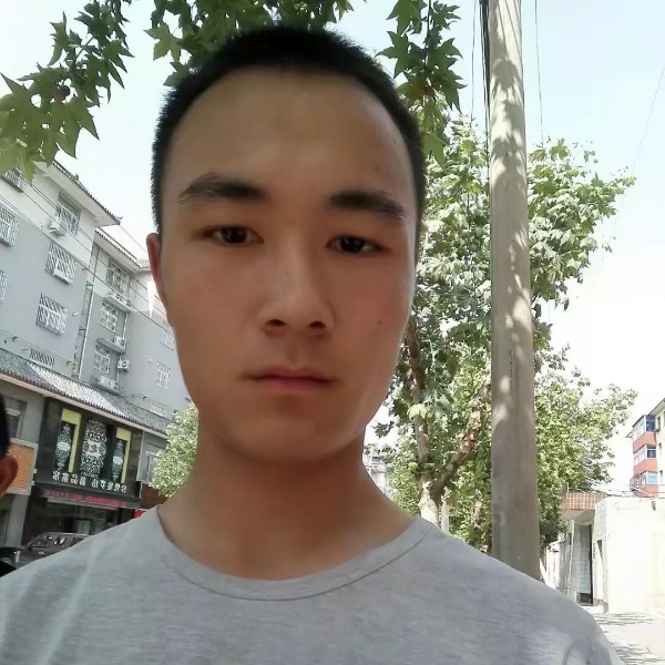滑板倾心的照片