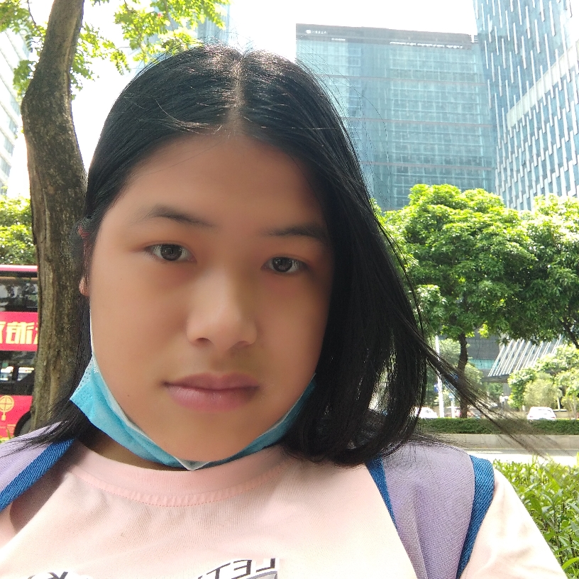 高跟鞋纯真的照片