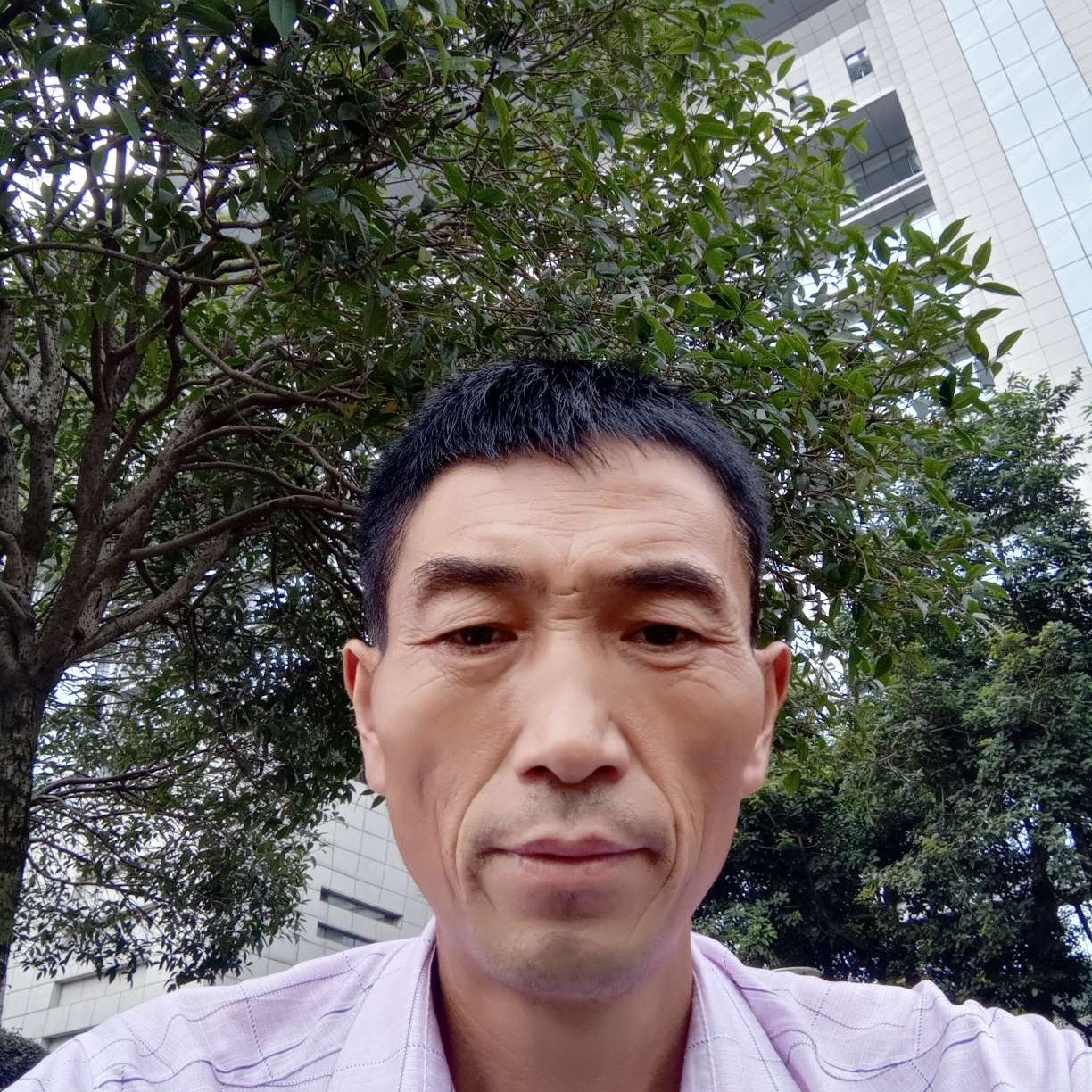 单薄打发箍的照片
